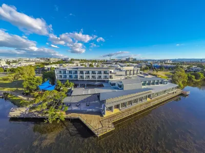 Best Western Plus North Lakes Hotel Hotels in Scarborough