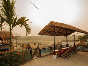 Chitwan Tiger Camp