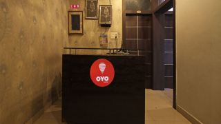 oyo-8429-hotel-raj