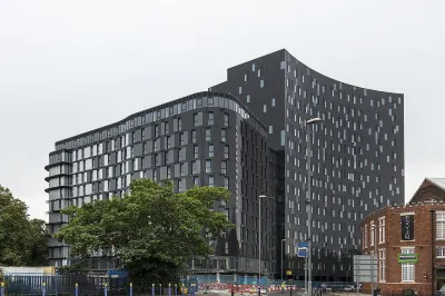 Catherine House - Campus Accommodation Hotel di 