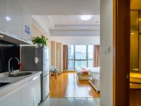 杭州娜迦酒店式公寓 - 城景温馨舒适大床房