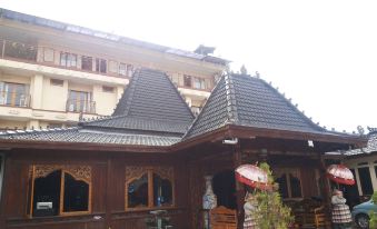 Hotel Puri Mimi