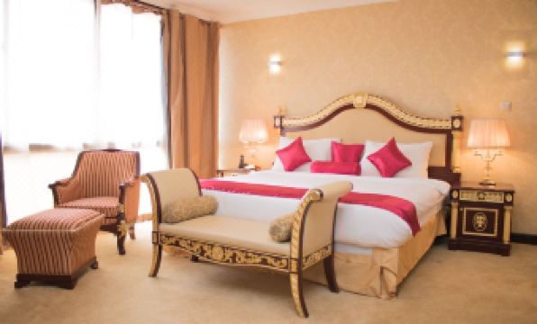 Simama Hotel - Housity