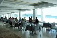 White House Resort