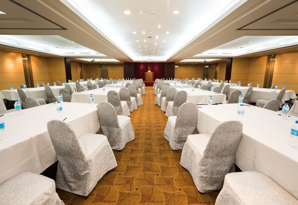 5. 호텔 타이난..