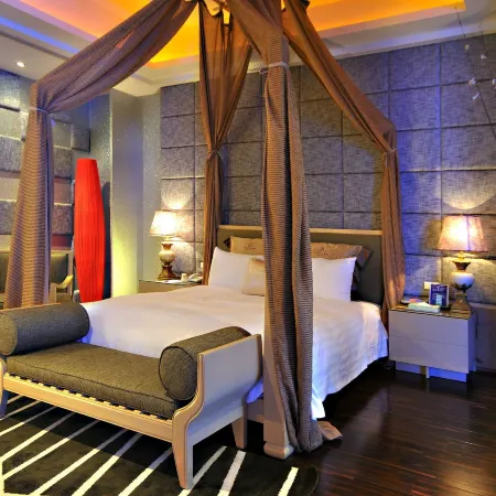 Dubai Motel Отели рядом с достопримечательностью «Железнодорожная станция Илан»