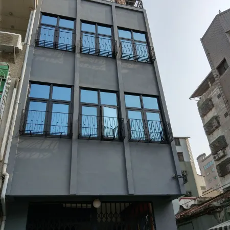 OYAJI Guesthouse