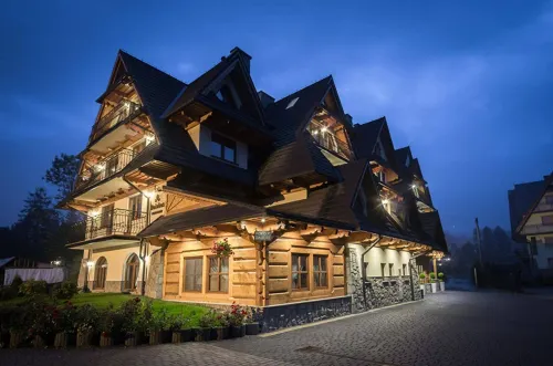 Pensjonat Dziubas - 9 Minut na piechotę do Term Bania - Homestay