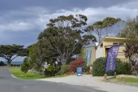Sandpiper Motel Apollo Bay Hotels near Apollo Bay Museum