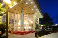 Hotel Queen Vera