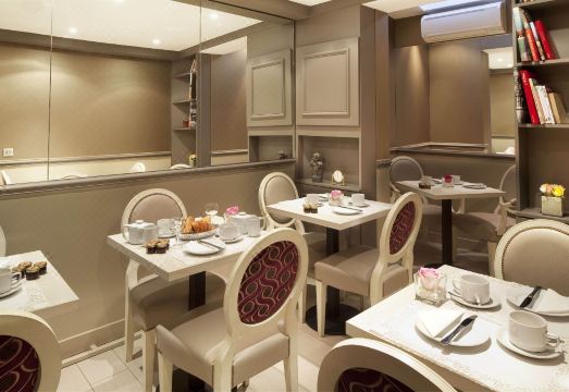 파리 호텔 전경