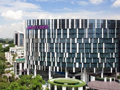 Mercure Singapore on Stevens