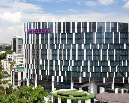 Mercure Singapore on Stevens Hotels near Orchard