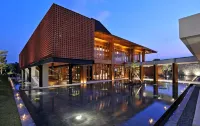 Djoglo Luxury Bungalow Hotels in Jabung