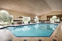 Country Inn & Suites by Radisson, des Moines West, IA