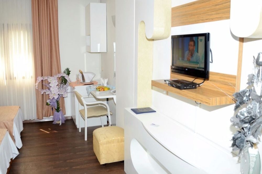 FLORYA PARK HOTEL