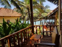 프리 비치 리조트