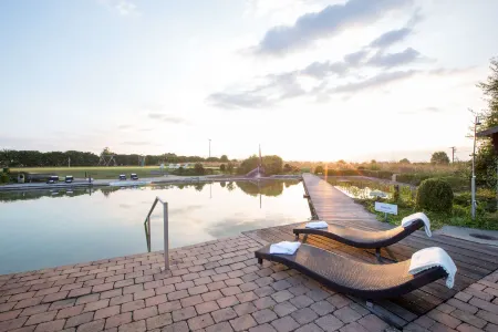 Aramis Tagungs- Und Sporthotel Отели рядом с достопримечательностью «Burgruine Hohennagold»