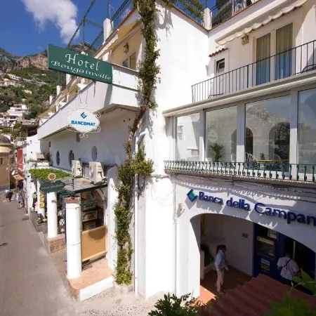 Hotel Bougainville