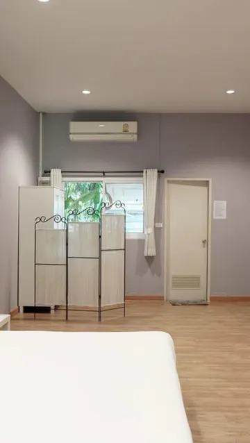 ห้องซูพีเรียร์ เตียงใหญ่ 1 เตียง