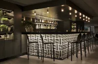 YOO2 RIO DE JANEIRO, TAPESTRY COLLECTION BY HILTON - 5-Star