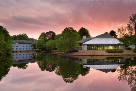 Crowne Plaza Atlanta SW - Peachtree City Отели в г. Терин