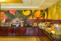 Fairfield Inn St. Louis Collinsville, IL - breakfast