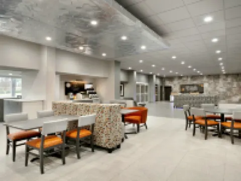 ホリデイ イン エクスプレス ウィリアムズバーグ ブッシュ ガーデンズ エリア by IHG ウィリアムズバーグのホテル