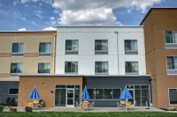 Fairfield Inn & Suites Reading Wyomissing Hotels near Laser Quest