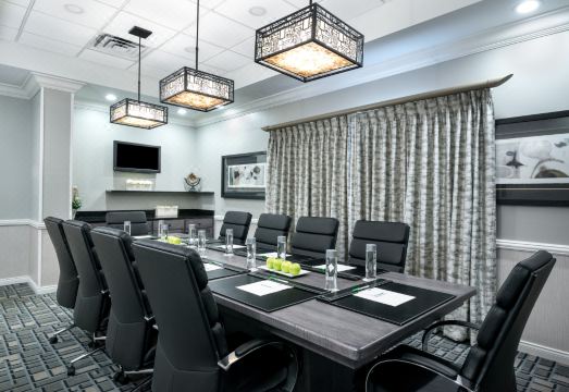 홀리데이 인 포트로더데일 - 에어포트 객실