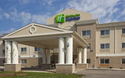 Holiday Inn Express DEVILS LAKE by IHG Hôtels à : 