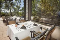 Le Mas des Ecureuils Hotels in Екс-ан-Прованс