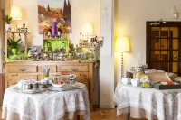 Logis Hotel des Granges Hotels in Arles
