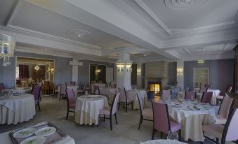 Aux Maisons, the Originals Relais (Relais du Silence)