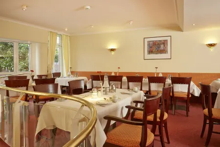 H+ Herzog Widukind Stade Отели в г. Холлерн-Твиленфлет