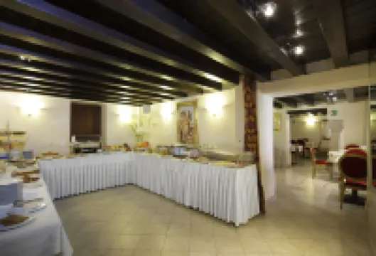 โรงแรมลิอัสซิดีพาเลซ