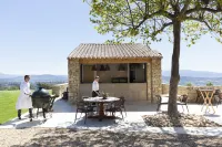 Mas des Herbes Blanches Hôtel & Spa – Relais & Châteaux Hotels in Gordes