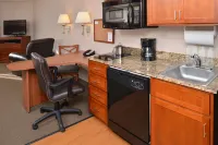 Candlewood Suites Williston Các khách sạn ở Missouri Ridge