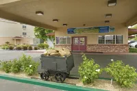 Americas Best Value Inn and Suites Oroville