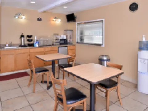 Americas Best Value Inn Schulenburg Hotels in Fayette County