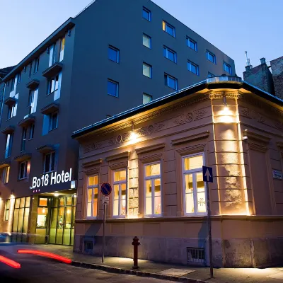 Bo18 Hotel Superior Отели рядом с достопримечательностью «Станция метро Corvin-negyed»