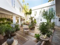 Hotel Beverly Terrace - Beverly Hills West Hollywood Hotels near Beverly Park
