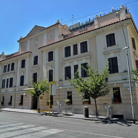 Tmark Hotel Vaticano Отели рядом с достопримечательностью «Музеи Ватикана»