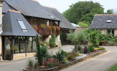 Chambre d'hôtes Aux Logis de Trois Monts - Housity