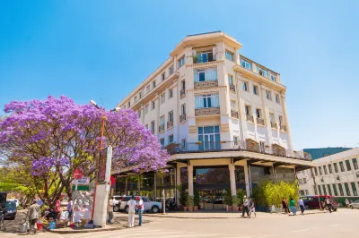 Le Louvre Hotel & Spa