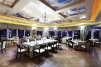 Papuga Park Hotel Wellness Marrakesz & Spa فنادق في Bielsko-Biala