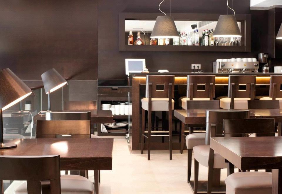 3. 호텔 액추알..