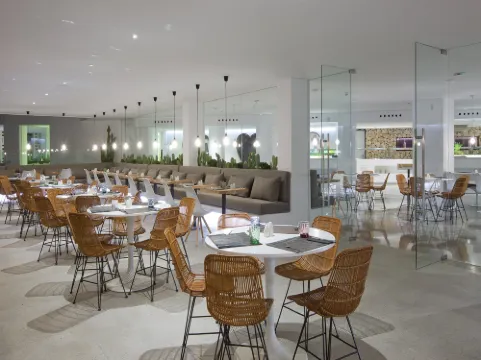 HM Balanguera Beach - Adults Only Питание Photos