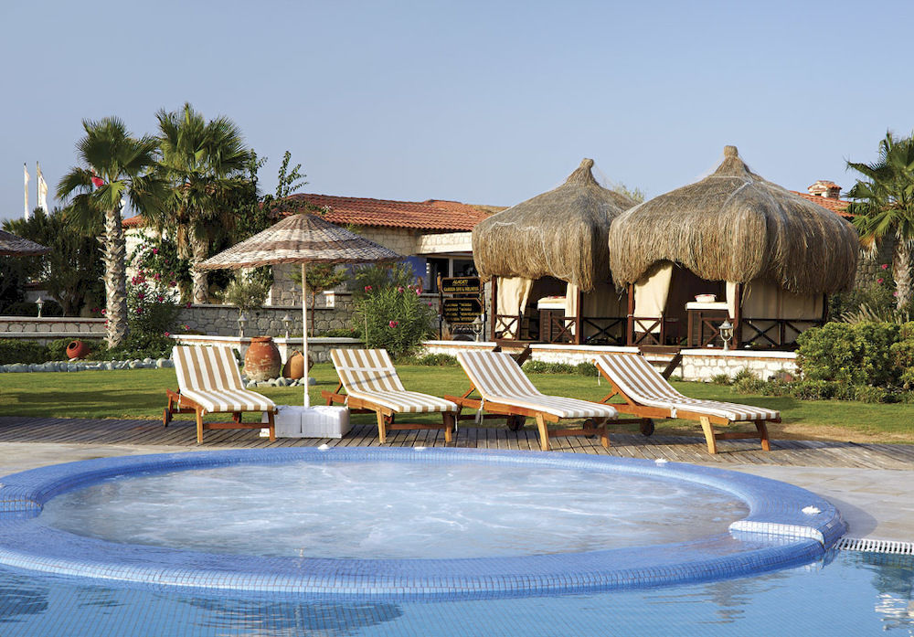 Kairaba Alacati Beach Resort