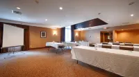 Best Western Plus the Inn  Suites at the Falls Hotels in Poughkeepsie